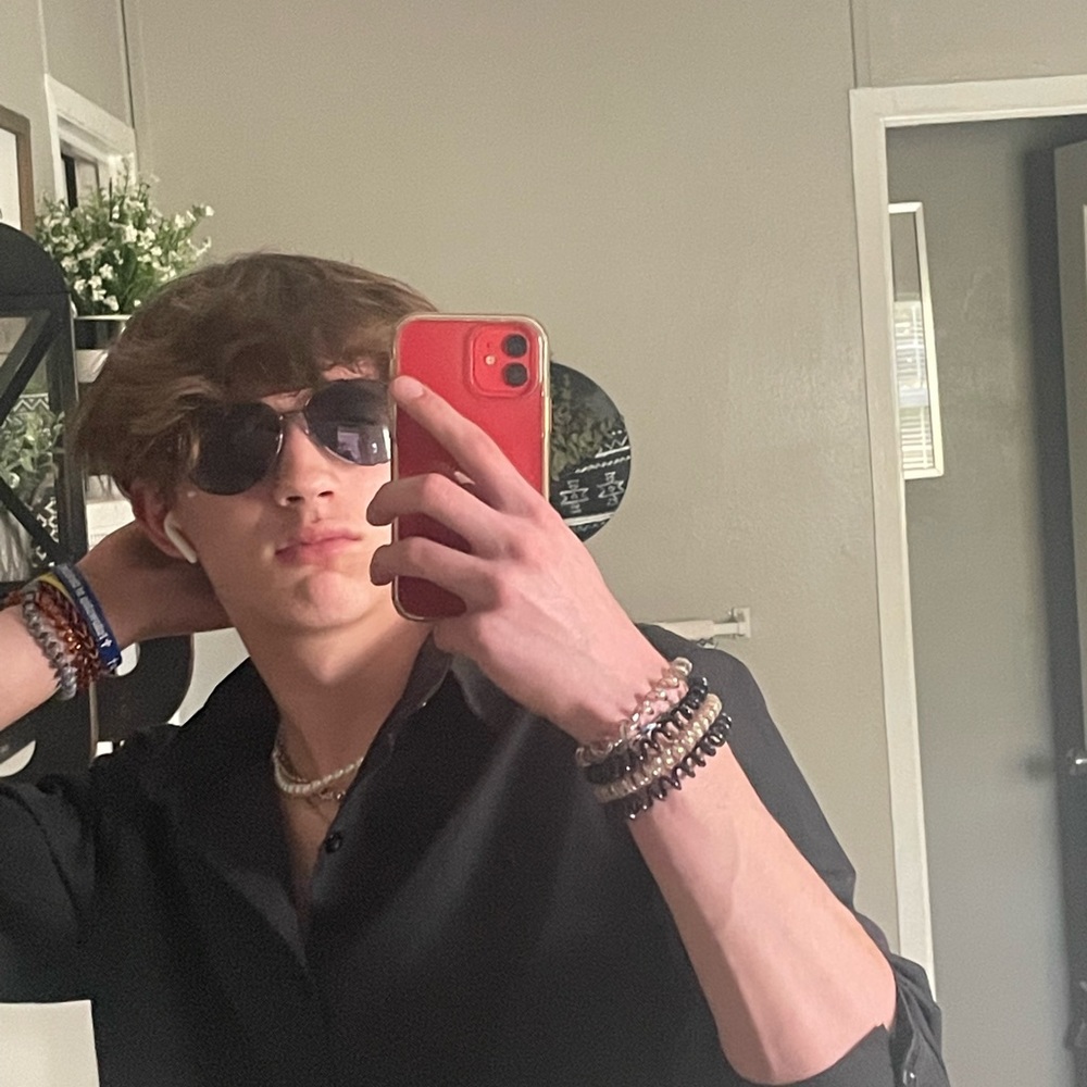 Meet your Posher, Hayden